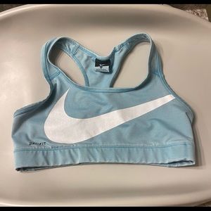 Host Pick 🎉🎉🎉Nike Dri-Fit sports bra